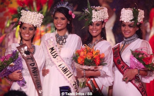 Vaimiti Teiefitu flanked by her runners up, miss Tahiti 2015vcandidate No. 6 Wayan Dedieu , 1st runner;   candidate No. 4  Oceane Duchemin was awarded the 2nd runner-up  position and candidate No. 10 , Heru Hang Shan, was awarded the title of Miss Heiva 2015. 