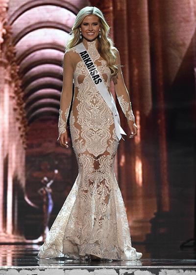 The Supreme Reign of White at the Grand Finale of Miss USA 2016 - That ...
